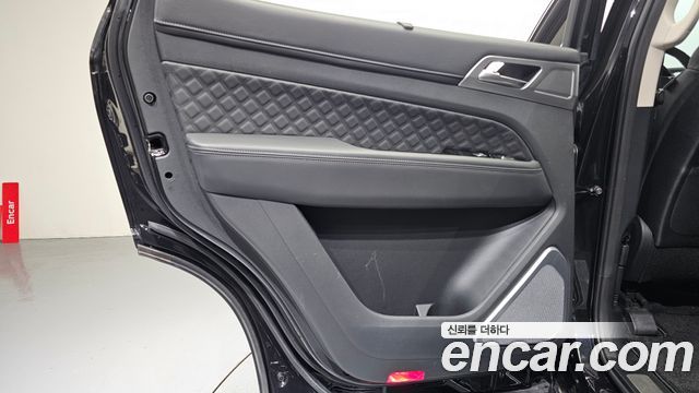 KG Mobility Rexton 2021 — photo 15