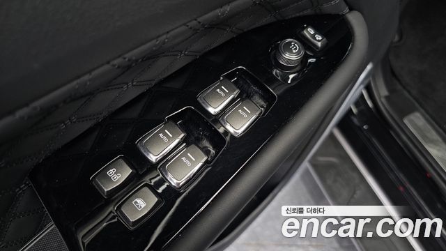 KG Mobility Rexton 2021 — photo 30