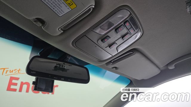 Kia Canival 2017 — photo 19