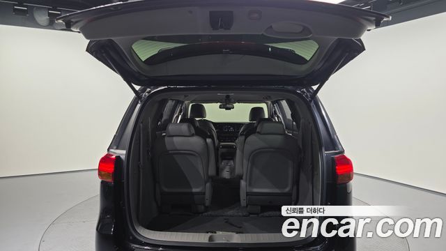 Kia Canival 2017 — photo 20