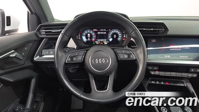 Audi A3 2023 — photo 18