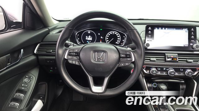 Honda Accord 2021 — photo 19
