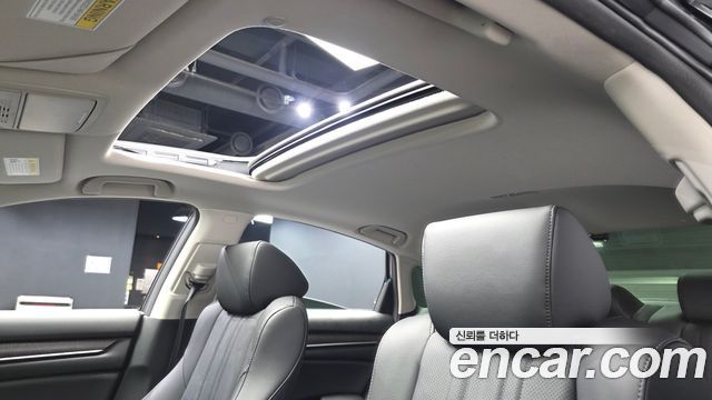 Honda Accord 2021 — photo 25