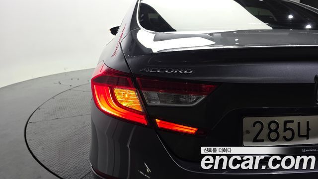 Honda Accord 2021 — photo 9