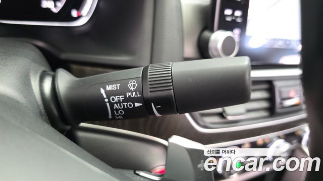 Honda Accord 2021 — photo 27