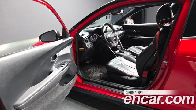 Hyundai Veloster 2020 — photo 13
