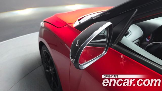 Hyundai Veloster 2020 — photo 28