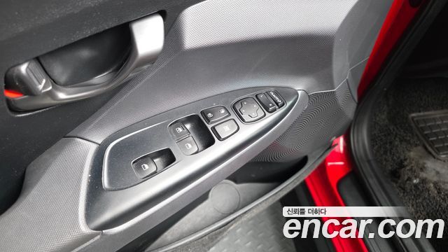 Hyundai Veloster 2020 — photo 34