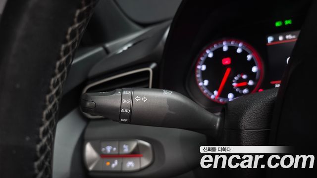 Hyundai Veloster 2020 — photo 38