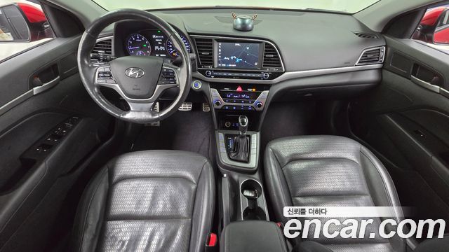 Hyundai AVANTE 2016 — photo 7