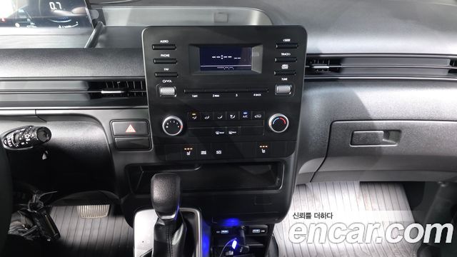 Hyundai Staria 2022 — photo 19