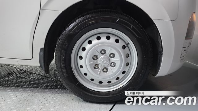 Hyundai Staria 2022 — photo 7