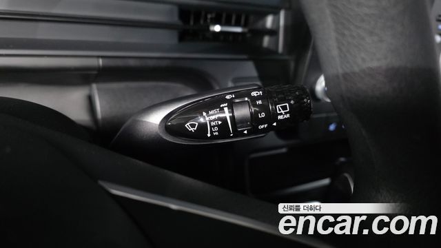 Hyundai Staria 2022 — photo 28