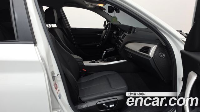 BMW 1-Series 2017 — photo 11