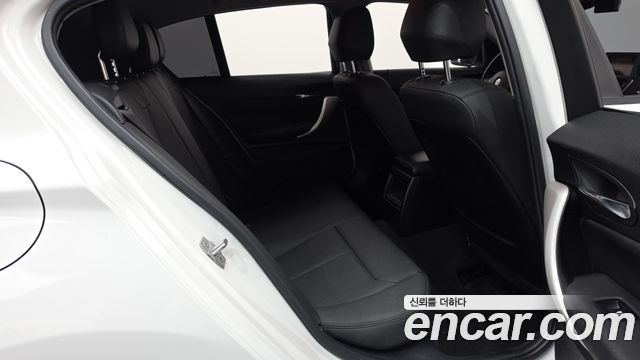 BMW 1-Series 2017 — photo 12