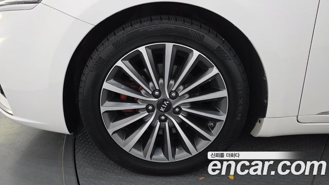 Kia K7 2017 — photo 5