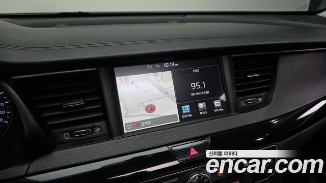 Kia K7 2017 — photo 15