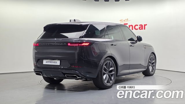 Land Rover Range Rover Sport 2026 — photo 2