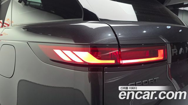 Land Rover Range Rover Sport 2026 — photo 19