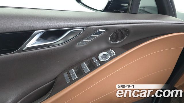 Genesis G80 2021 — photo 32