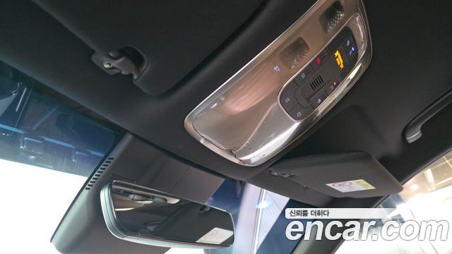 Genesis G80 2021 — photo 34