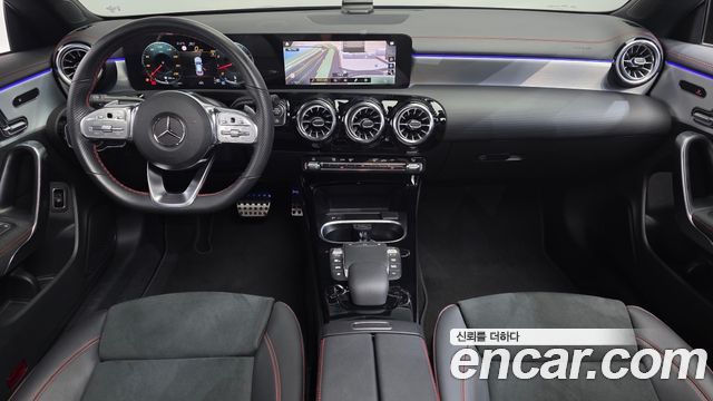 Mercedes-Benz CLA-Class 2023 — photo 10