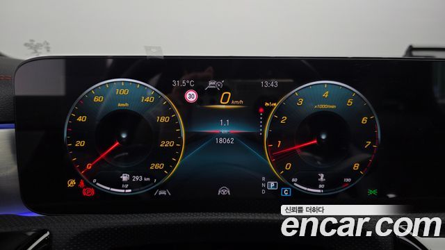 Mercedes-Benz CLA-Class 2023 — photo 11