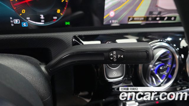 Mercedes-Benz CLA-Class 2023 — photo 12