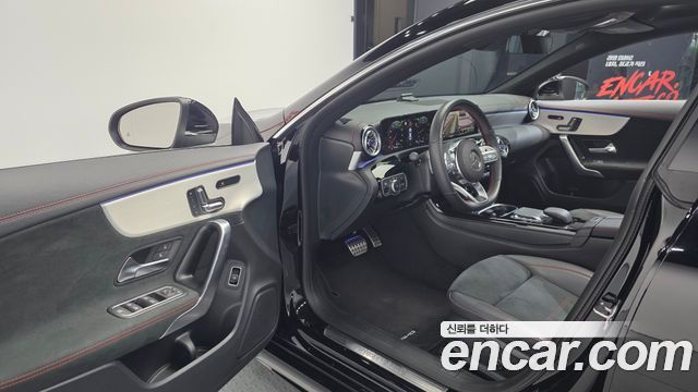Mercedes-Benz CLA-Class 2023 — photo 13