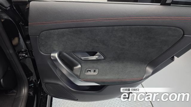Mercedes-Benz CLA-Class 2023 — photo 15