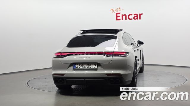 Porsche Panamera 2023 — photo 4