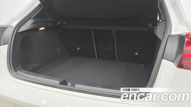 Mercedes-Benz A-Class 2025 — photo 11