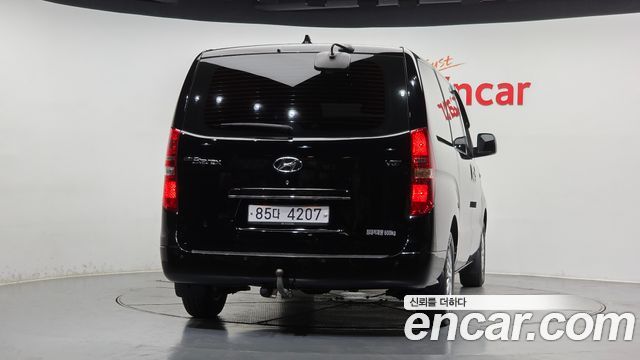 Hyundai Starex 2019 — photo 4