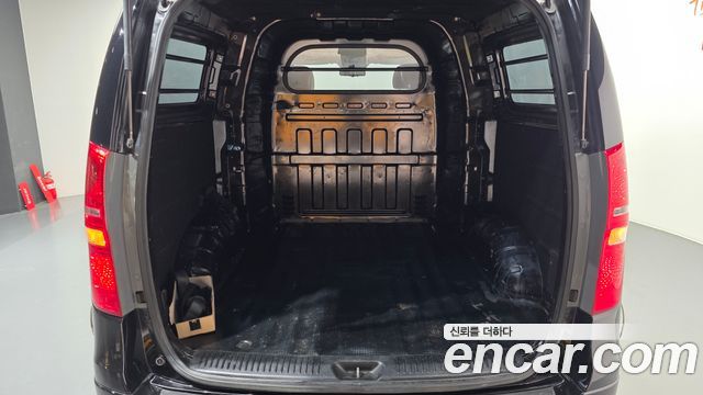 Hyundai Starex 2019 — photo 26