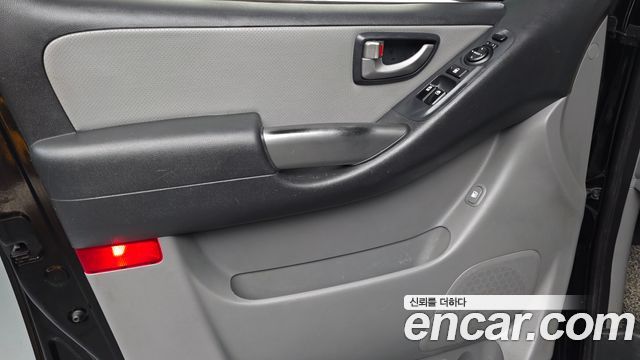 Hyundai Starex 2019 — photo 14