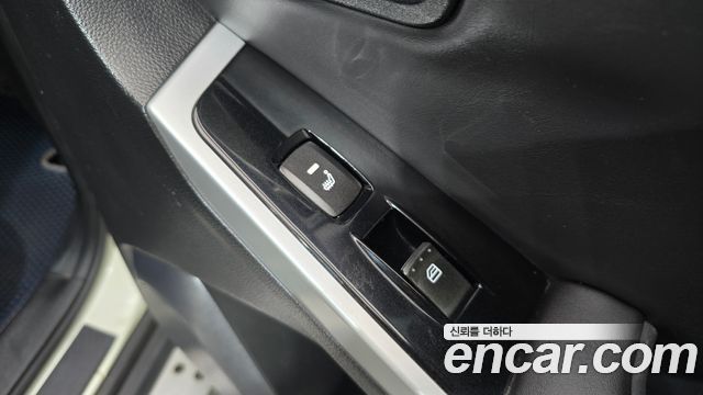 KG Mobility KORANDO 2015 — photo 12