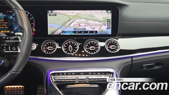 Mercedes-Benz AMG GT 2022 — photo 18