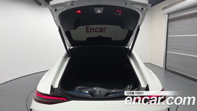 Mercedes-Benz AMG GT 2022 — photo 25