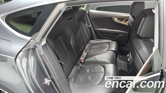 Audi A7 2013 — photo 11