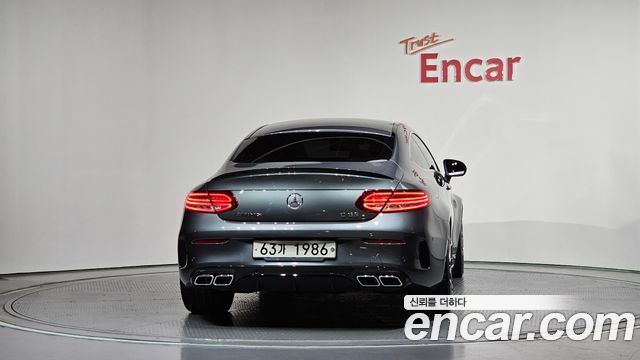 Mercedes-Benz C-Class 2018 — photo 4