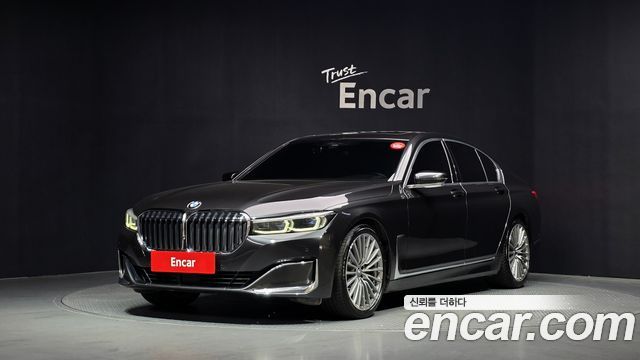 BMW 7-Series 2021 — photo 1