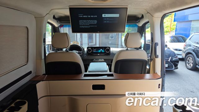 Mercedes-Benz Sprinter 2022 — photo 25
