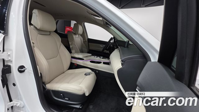 Genesis GV70 2023 — photo 10