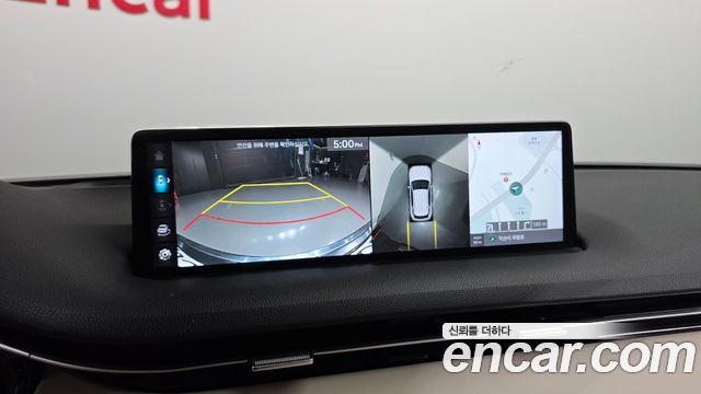 Genesis GV70 2023 — photo 16