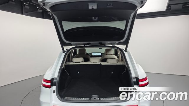 Genesis GV70 2023 — photo 20