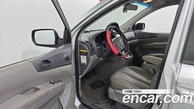 Kia Canival 2014 — photo 10