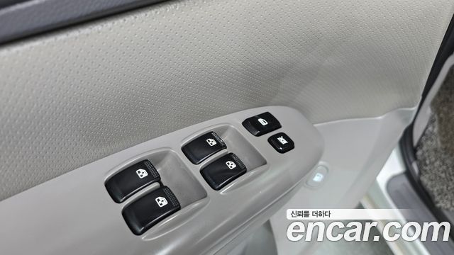 Kia Canival 2014 — photo 20