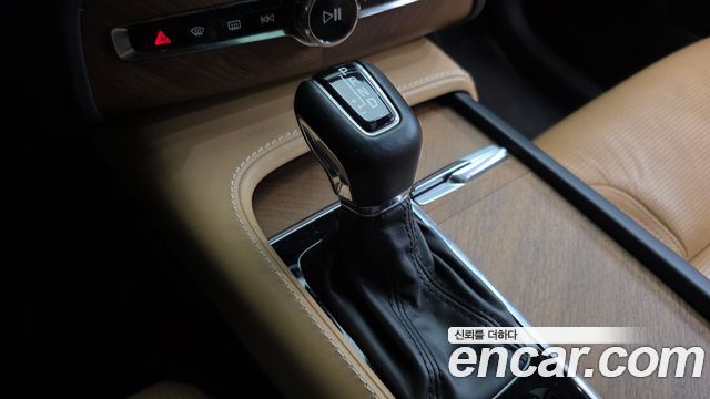 Volvo XC90 2019 — photo 9