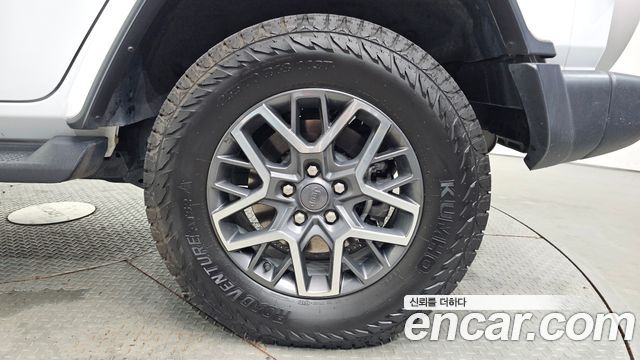 Jeep Wrangler 2022 — photo 7