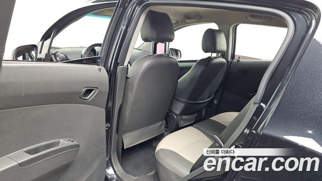 Chevrolet Korea Spark 2012 — photo 17